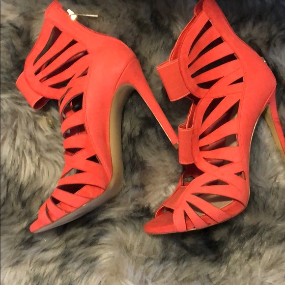 Shoes - Guess shoes 👠